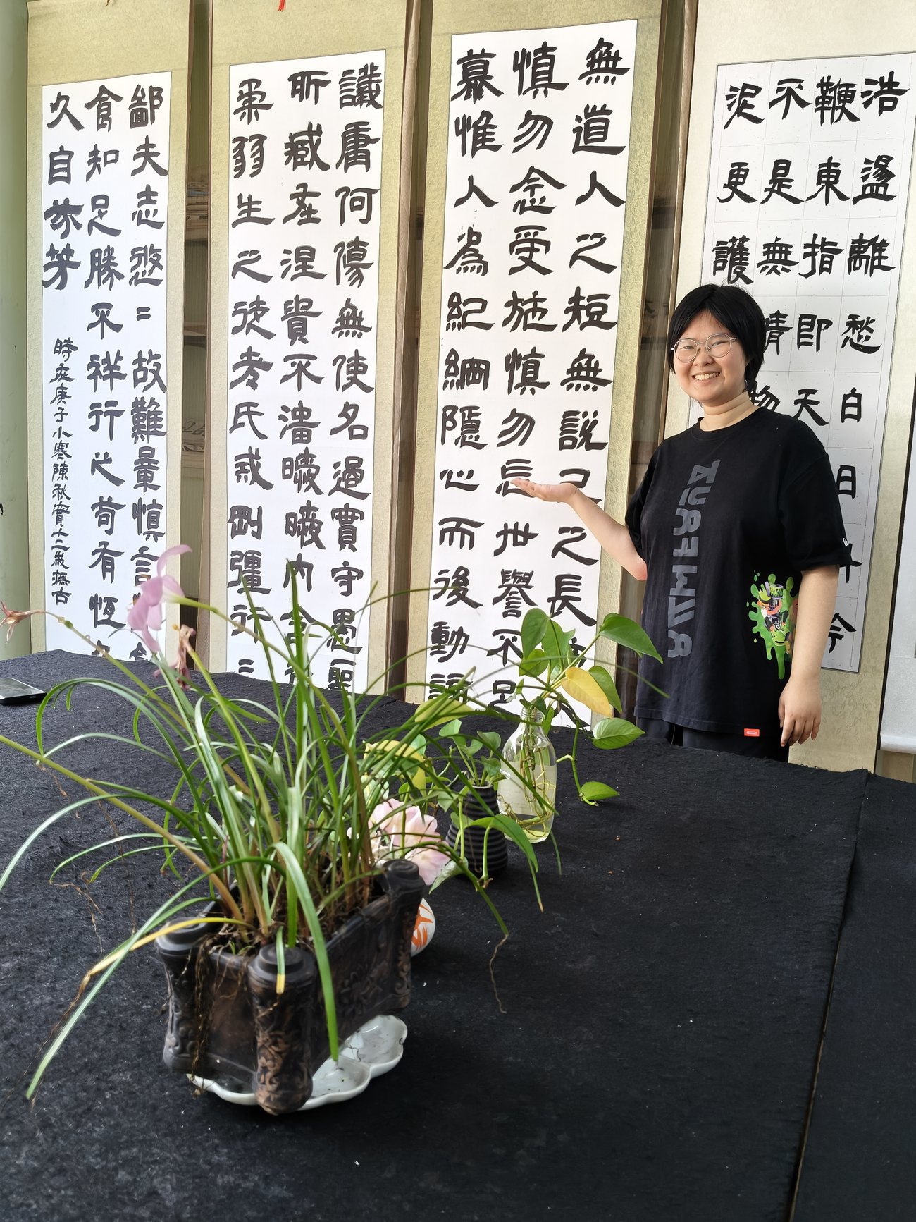 展场留影